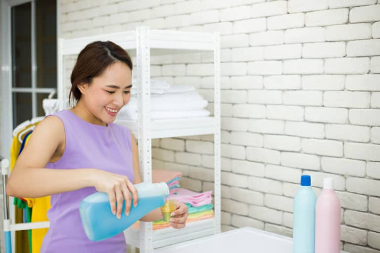 Can I Put Liquid Detergent in the Drum? All About Detergents